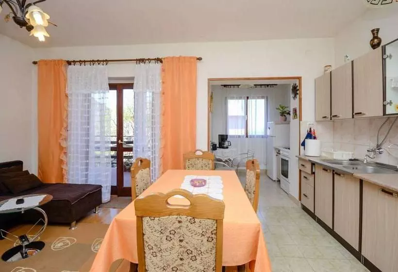Apartments Zvonimir
