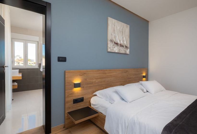 Beachfront Luxury Villa