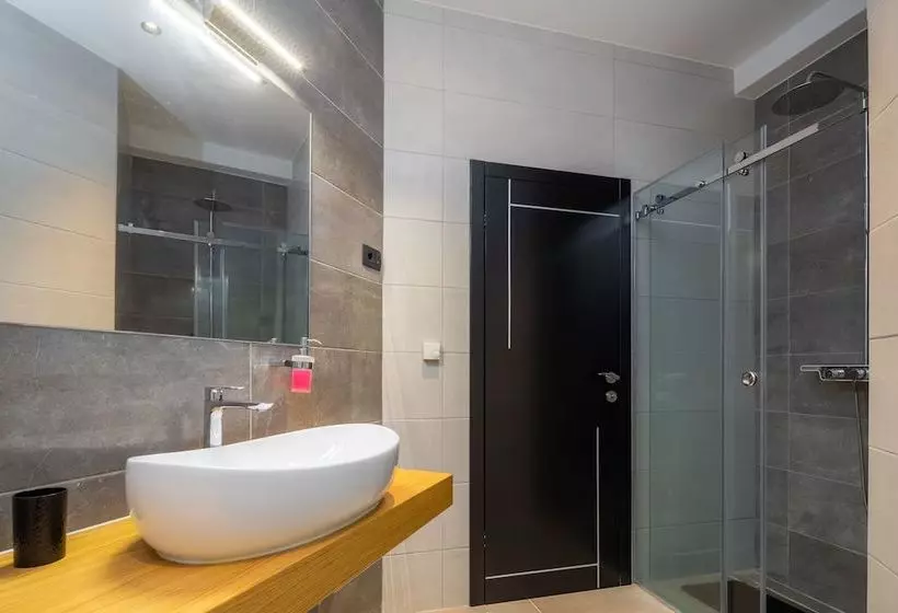 Beachfront Luxury Villa