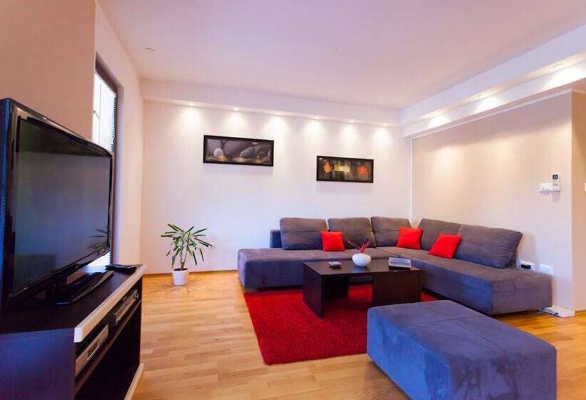 Urban Premium Apartments   Adults Only