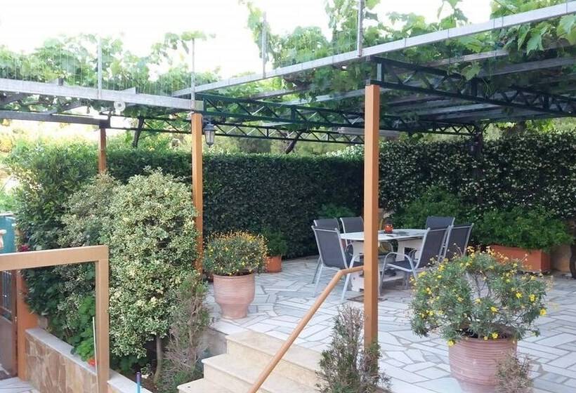 Villa Near Athens Airport & Rafina