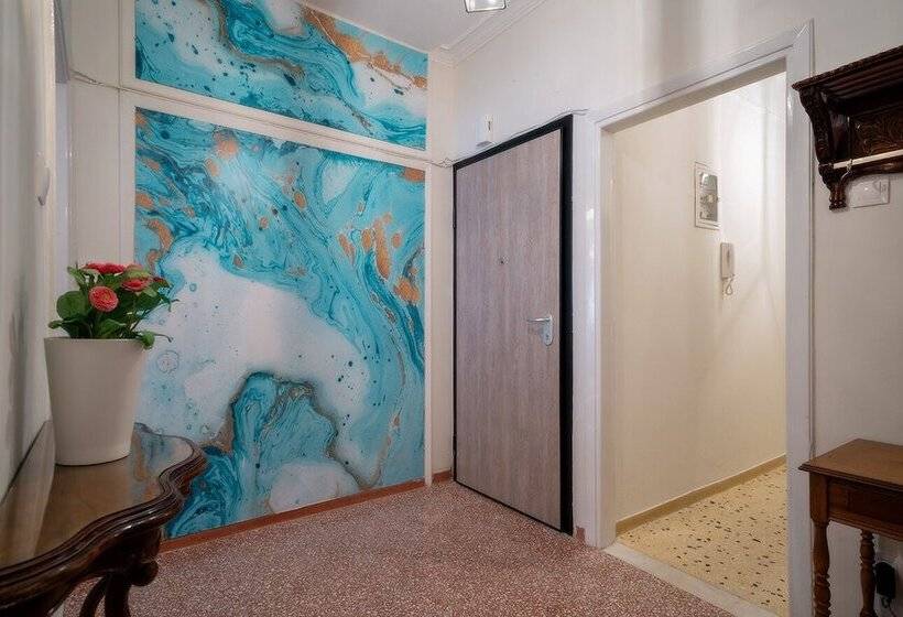 Acropolis Deluxe Apt Must