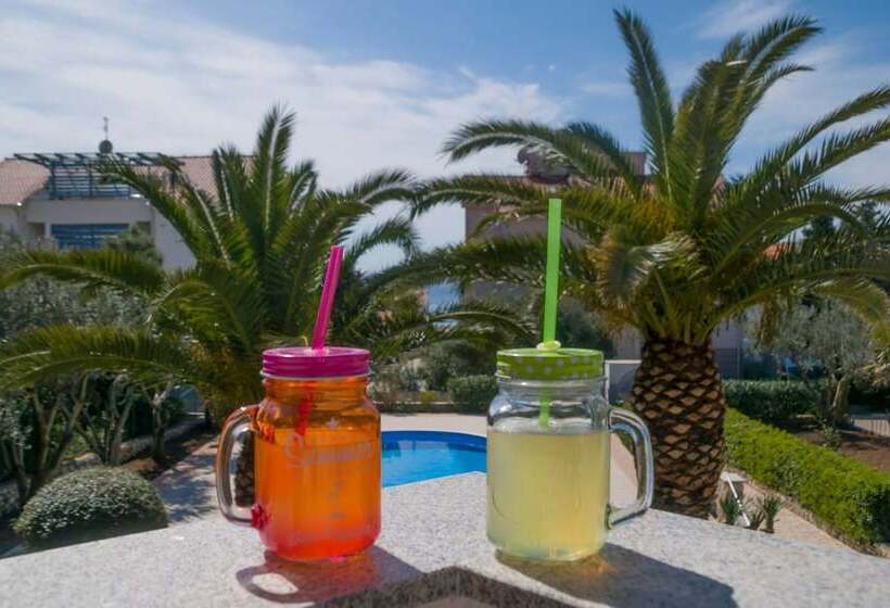 Apartments Villa Daniela