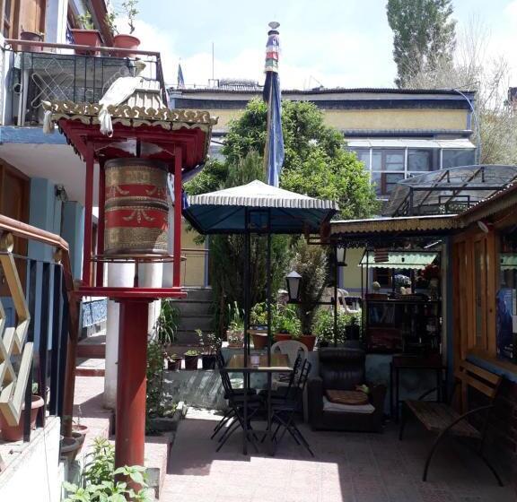 Pensión Goba Guest House