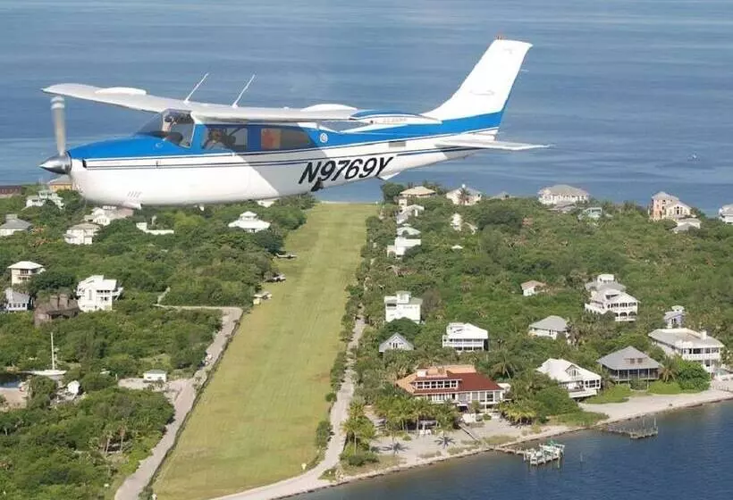 The Little Oasis Beach House