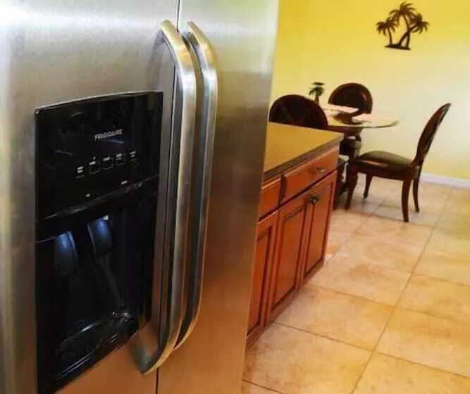 The Little Oasis Beach House