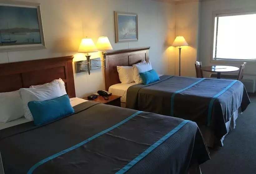 Harbor Lights Resort