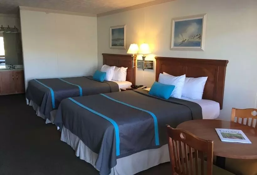 Harbor Lights Resort