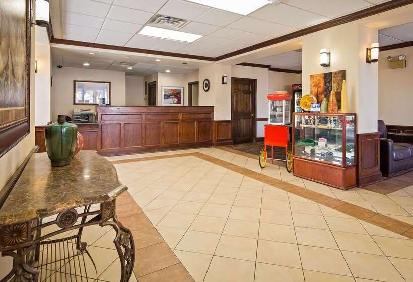 בית מלון כפרי Quality Inn & Suites