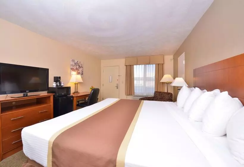 هتل Quality Inn & Suites