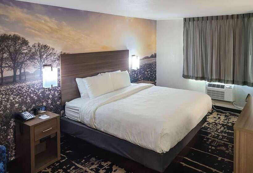 فندق Clarion Pointe Bettendorf Quad Cities