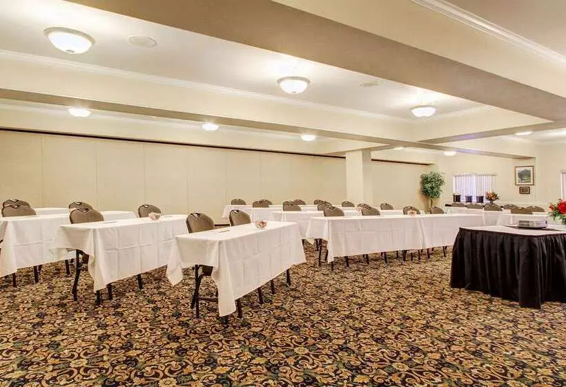 酒店 Clarion Suites Anchorage Downtown