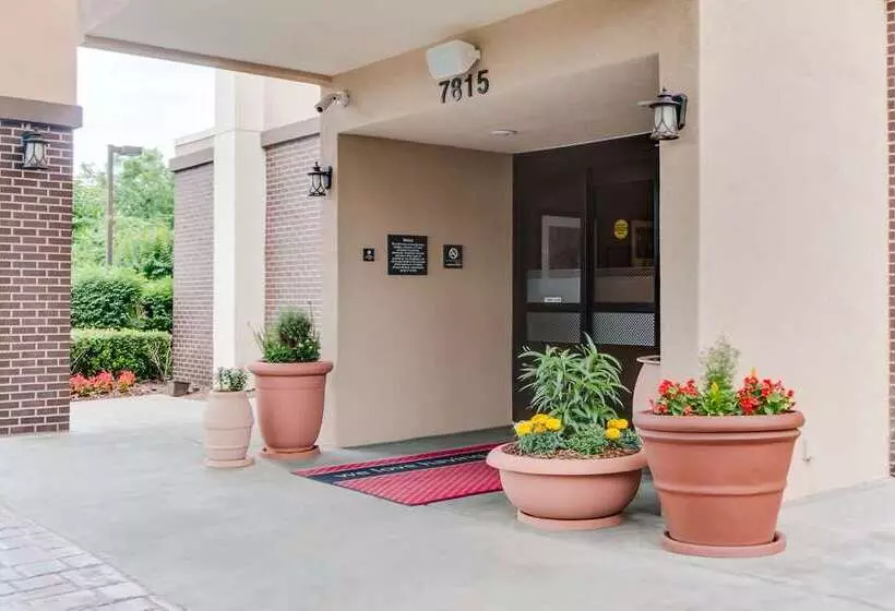 ホテル Hampton Inn Bellevue / Nashvillei40 West