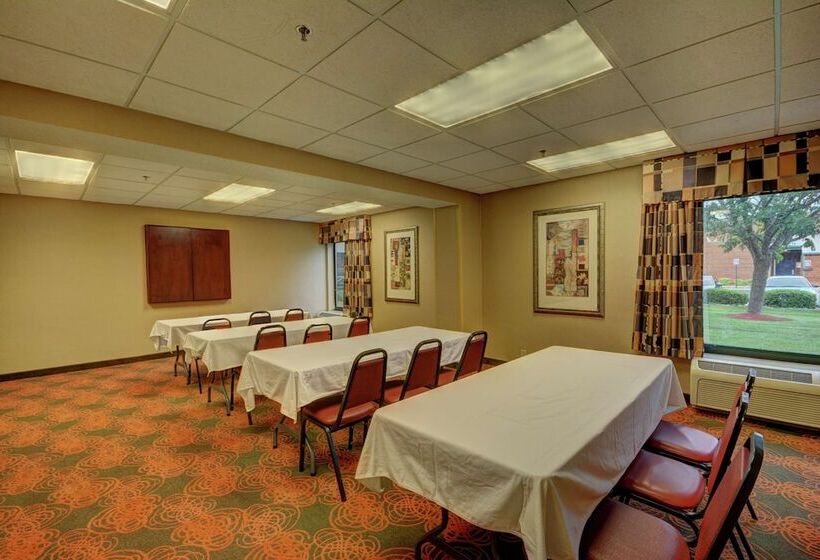 בית מלון כפרי Hampton Inn By Hilton Indianapolis South