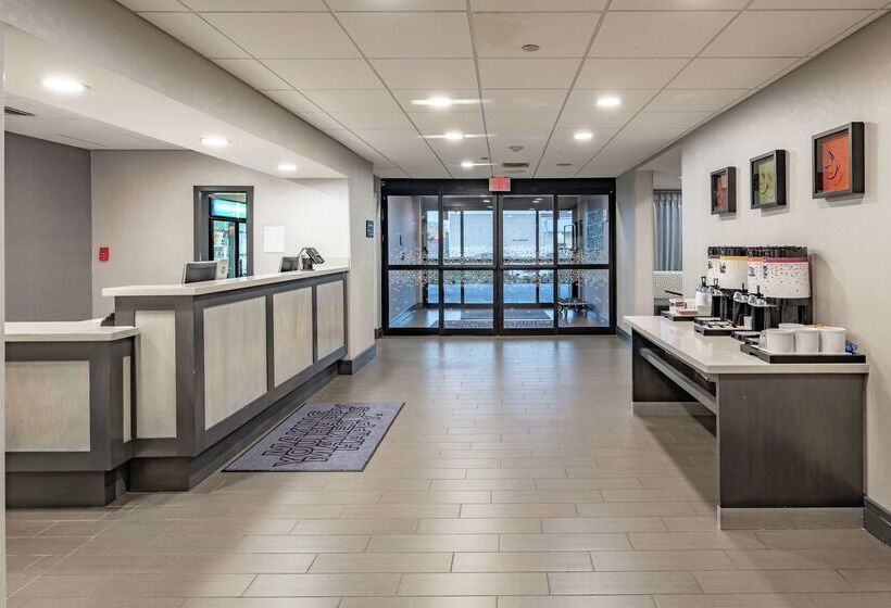 בית מלון כפרי Hampton Inn Waco