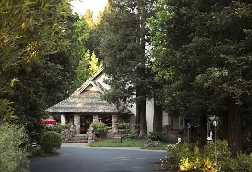 Отель Harvest Inn