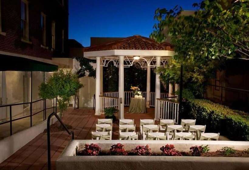 בית מלון כפרי Hassayampa Inn