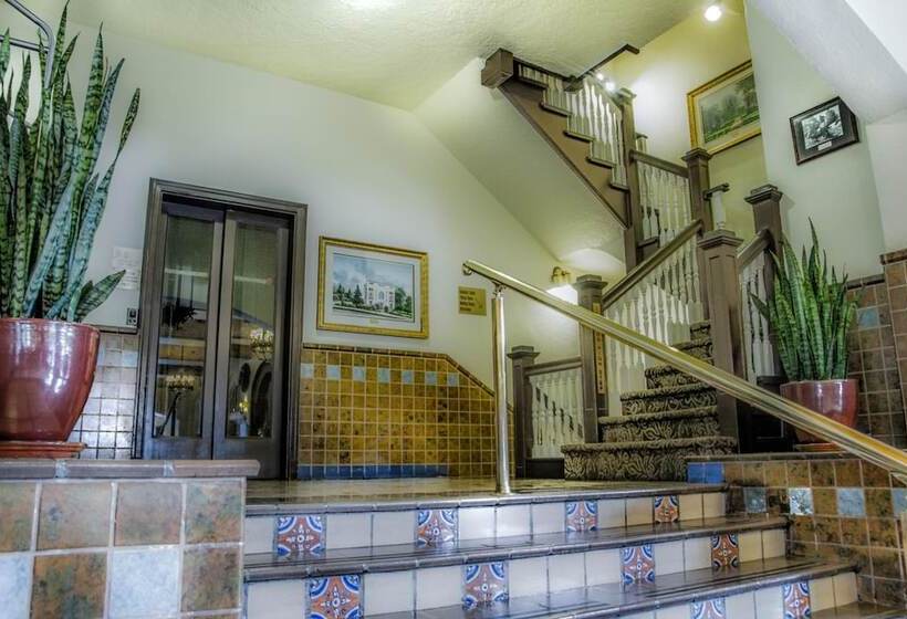 בית מלון כפרי Hassayampa Inn