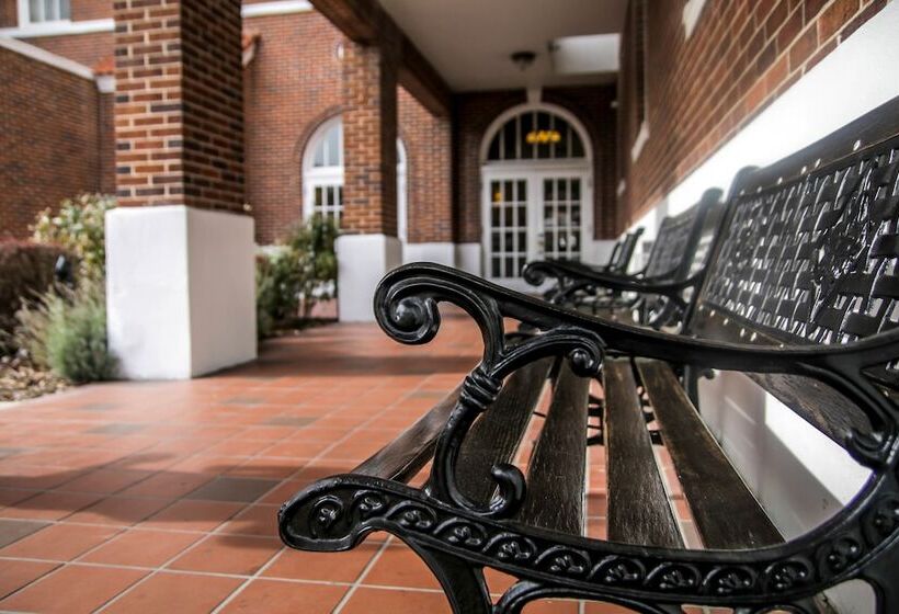 בית מלון כפרי Hassayampa Inn