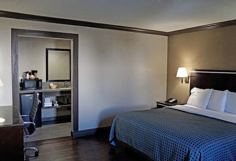 בית מלון כפרי Hawthorne Plaza Inn Near Lax