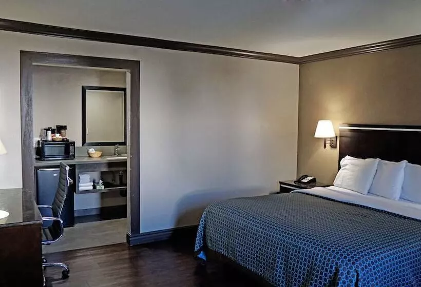 هتل Hawthorne Plaza Inn Near Lax