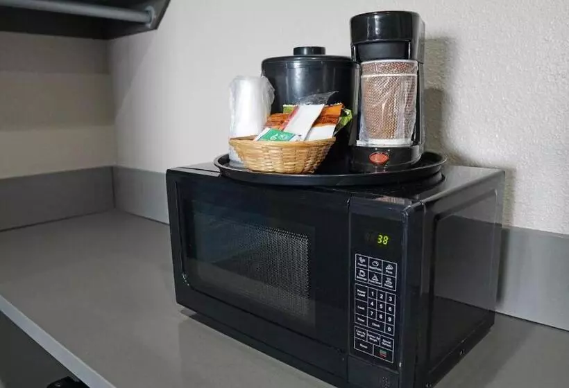 هتل Hawthorne Plaza Inn Near Lax