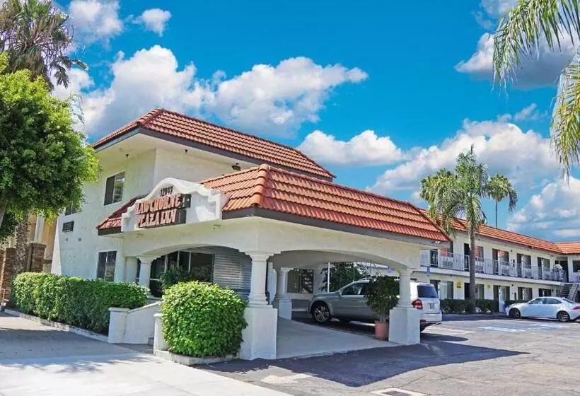 هتل Hawthorne Plaza Inn Near Lax