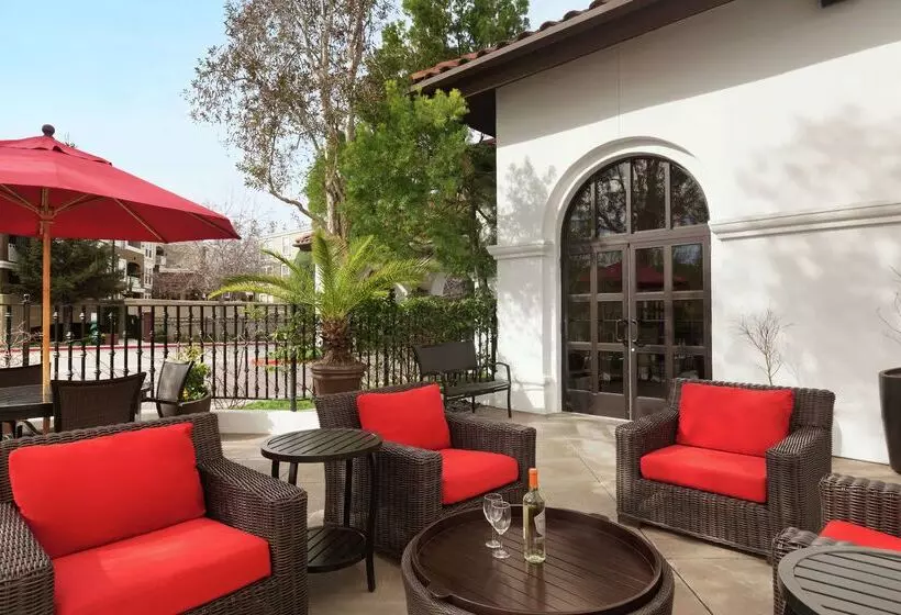 בית מלון כפרי Hilton Garden Inn Cupertino