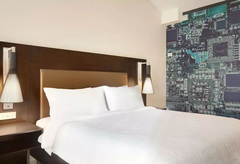 בית מלון כפרי Hilton Garden Inn Cupertino