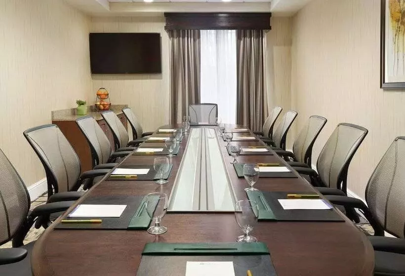 ホテル Hilton Garden Inn Shelton