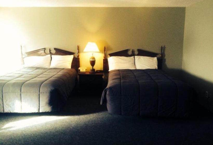 فندق Historic Calumet Inn