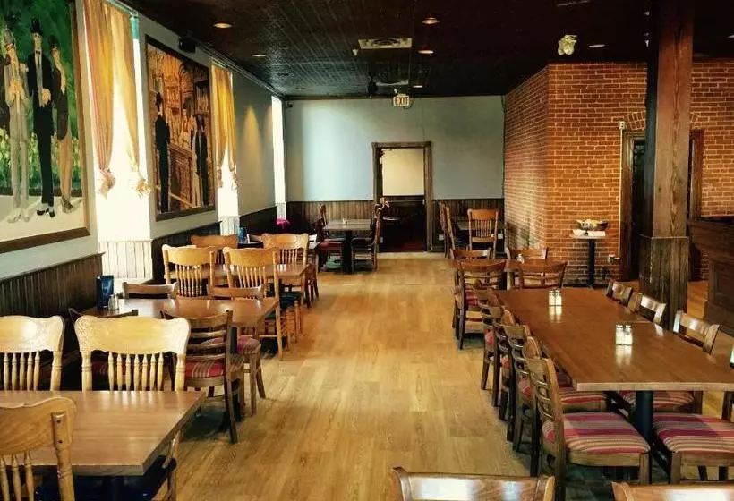 Hotel Historic Calumet Inn