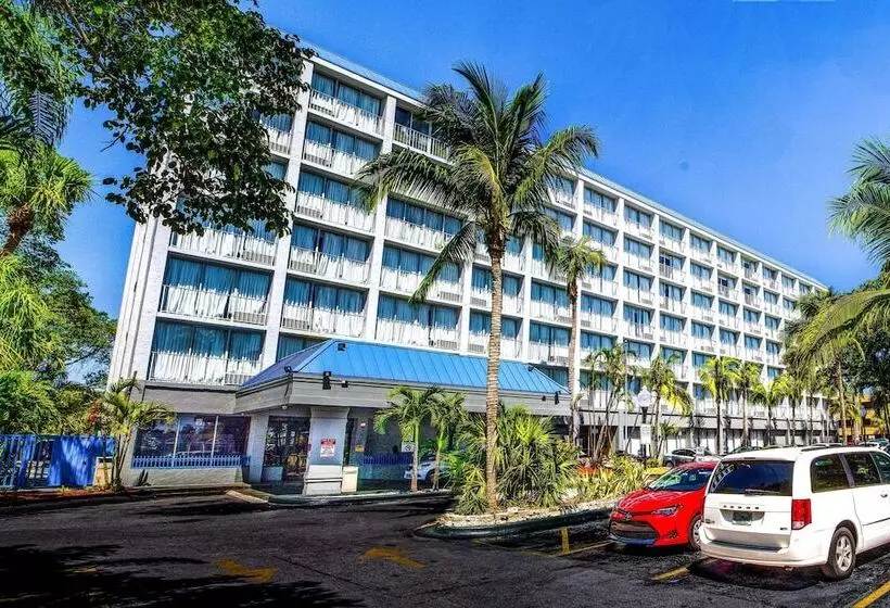 酒店 North Miami Beach Gardens Inn & Suites