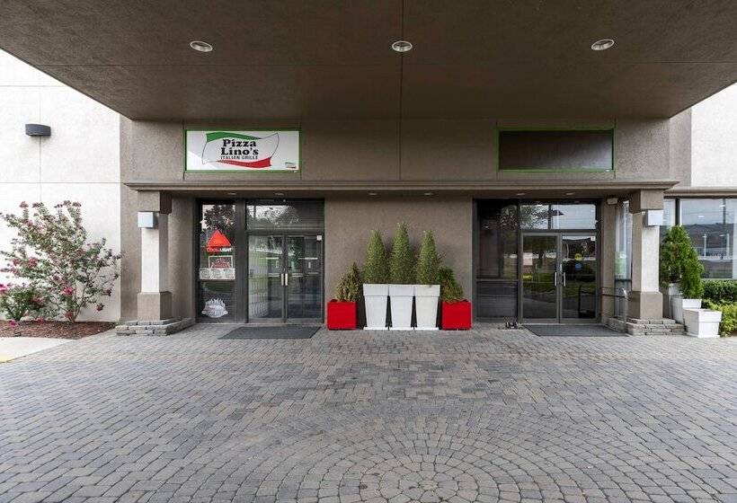 هتل Red Roof Inn Plus Newark Liberty Airport Carteret