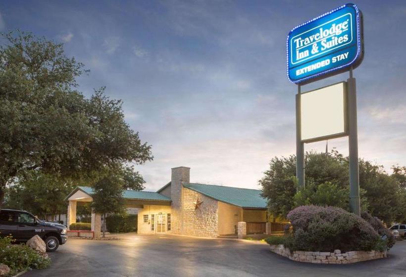 ホテル Travelodge Inn & Suites By Wyndham San Antonio Airport
