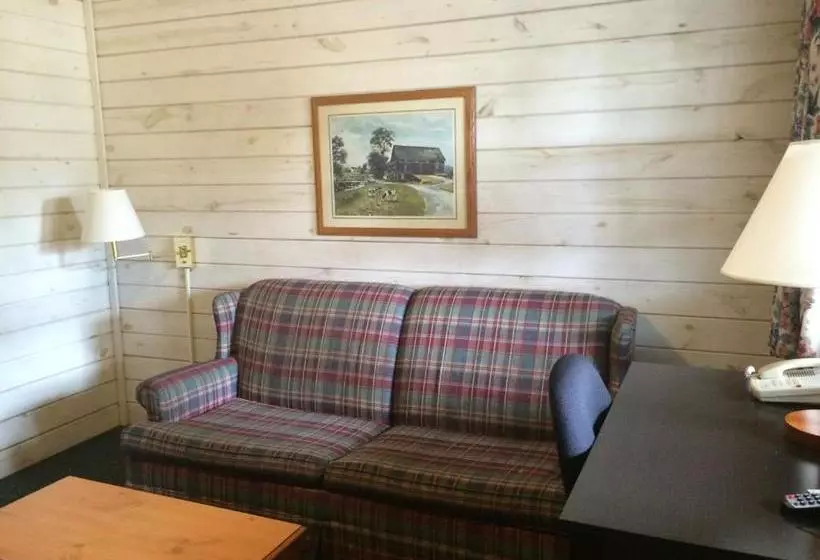 Отель Travelodge Inn & Suites By Wyndham San Antonio Airport