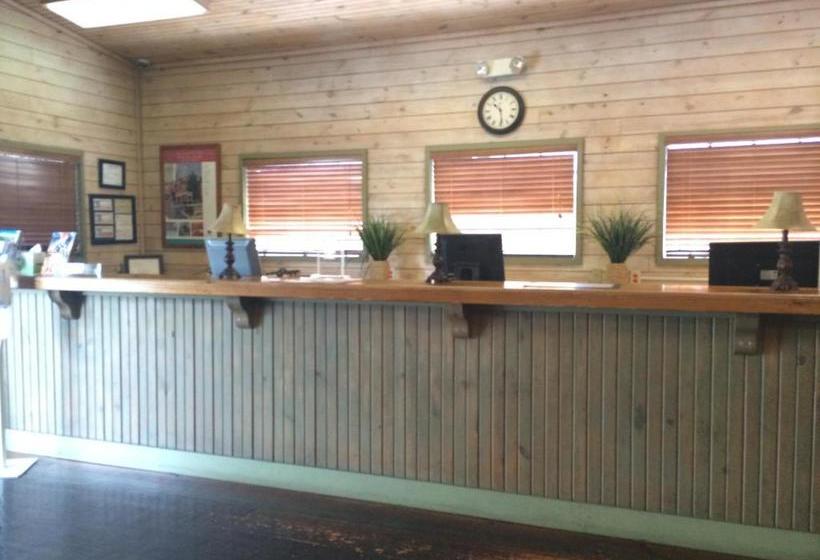 ホテル Travelodge Inn & Suites By Wyndham San Antonio Airport