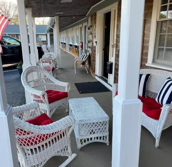 فندق على الطريق Handkerchief Shoals Inn