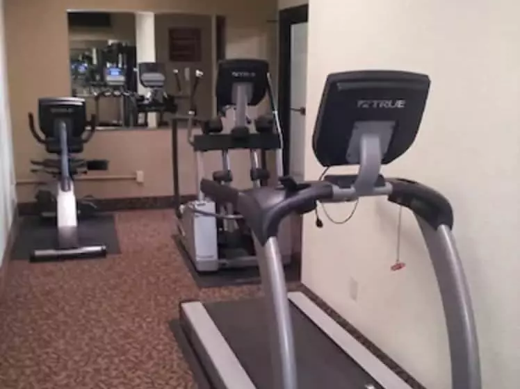 The Suites Hotel At Waterfront Plaza