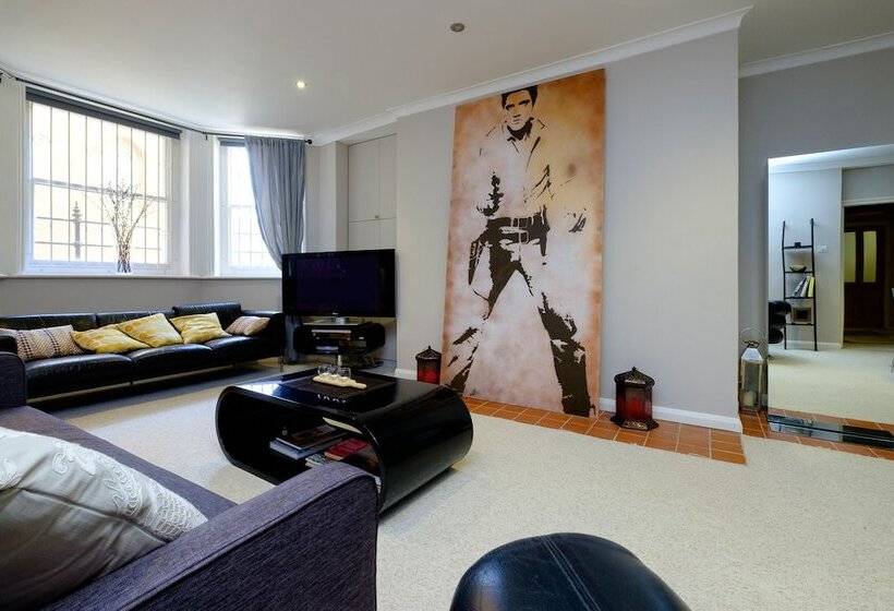 Brighton Rock Apartment