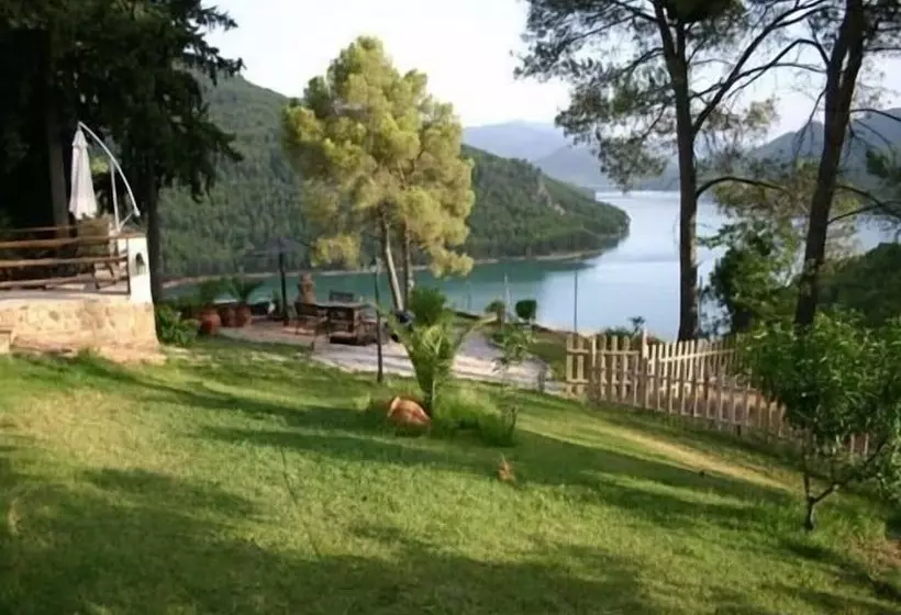 Casa Rural Los Parrales