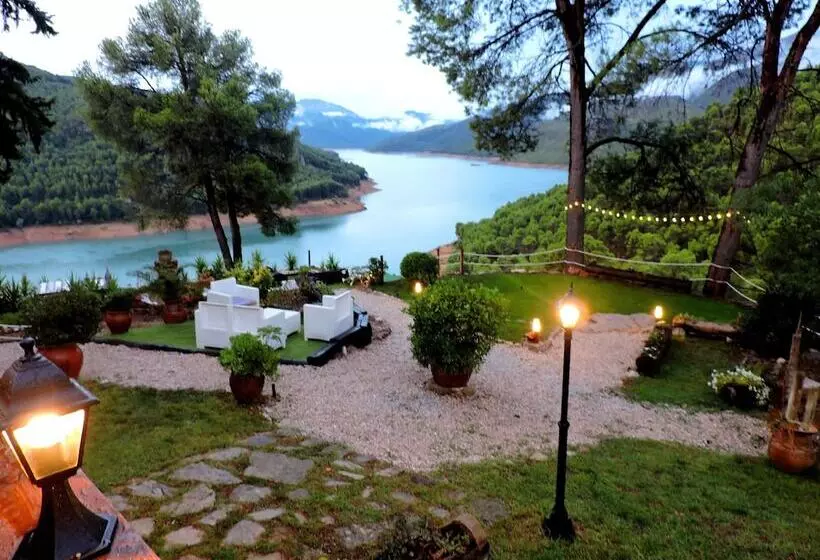 Casa Rural Los Parrales