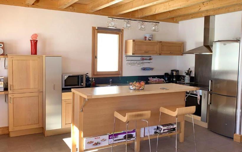 Chalet Accueillant Avec Vue Sur La Montagne 180 M² Valmorel