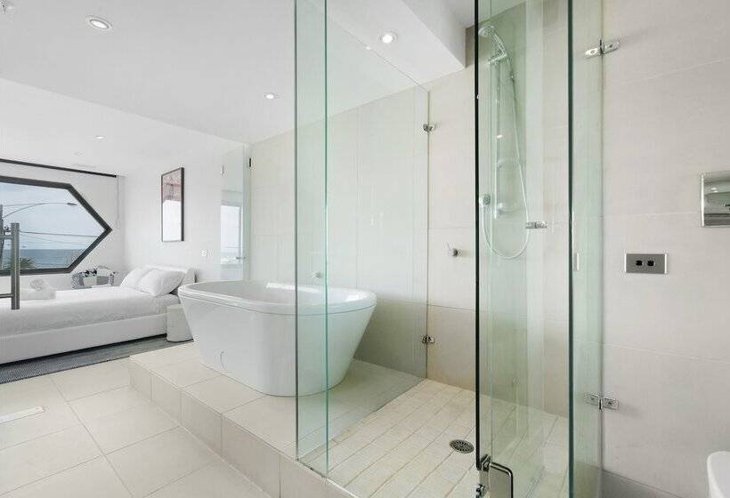 Elaine, 2bdr St.kilda Apartment