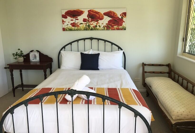 Kings Way Apartments