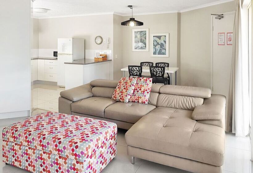 Kings Way Apartments