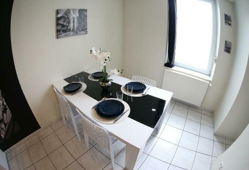 Sympathique Logement En Centre Ville