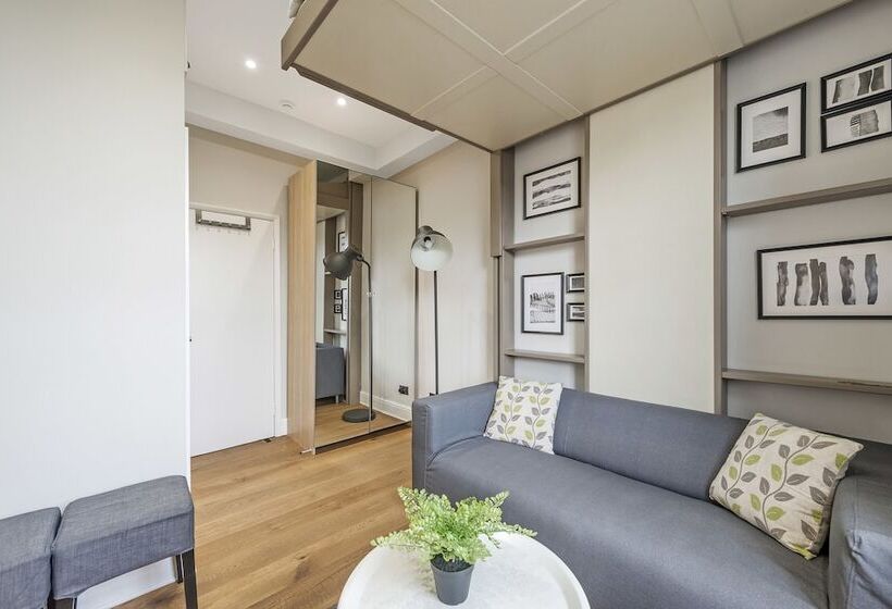 1 Bedroom Clarincarde Apartment