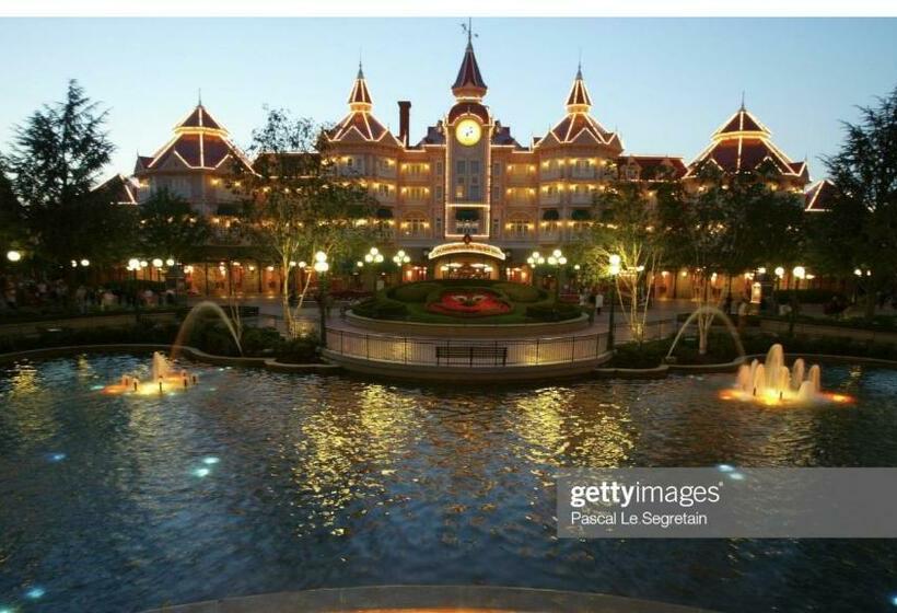 Abisha Disney Apartment