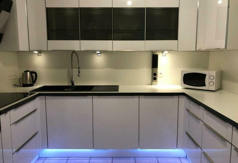 Abisha Disney Apartment